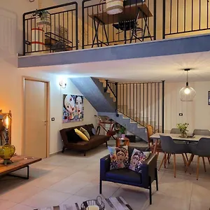 https://industry-home.catania-hotels.net