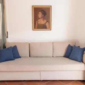 https://casa-erika.taorminaitalyhotels.com