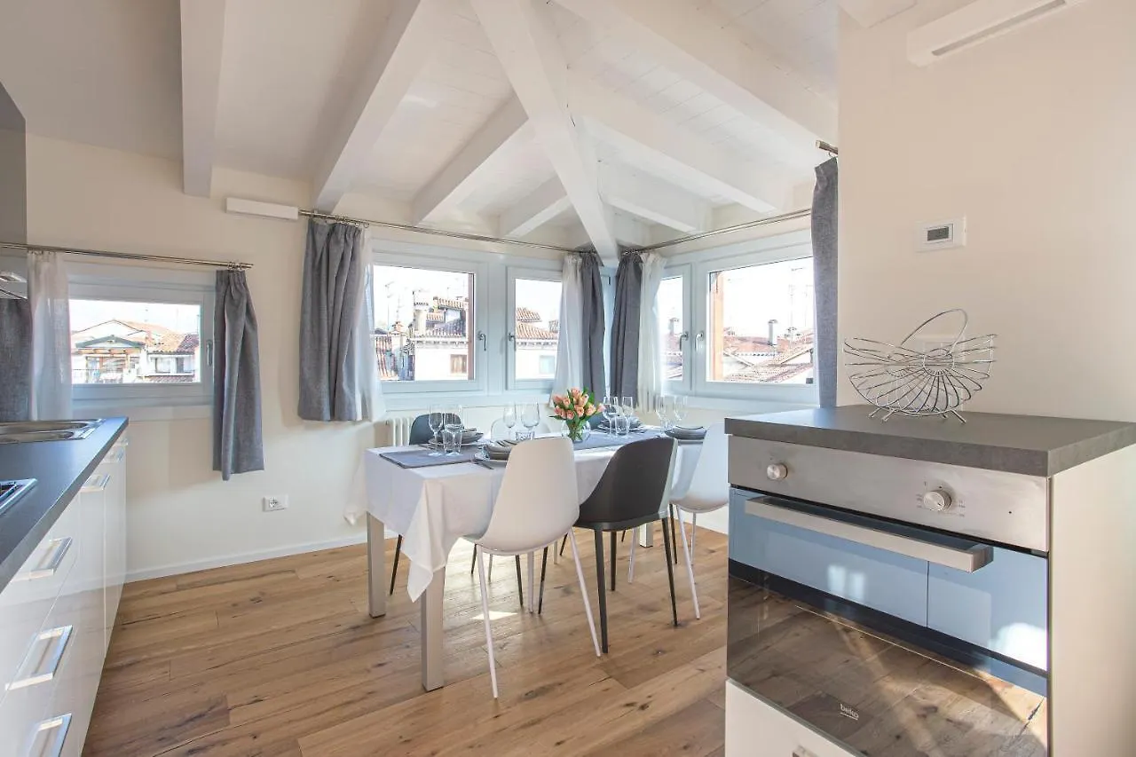 Apartment Venice Luxury Terrace View Of San Marco Italy