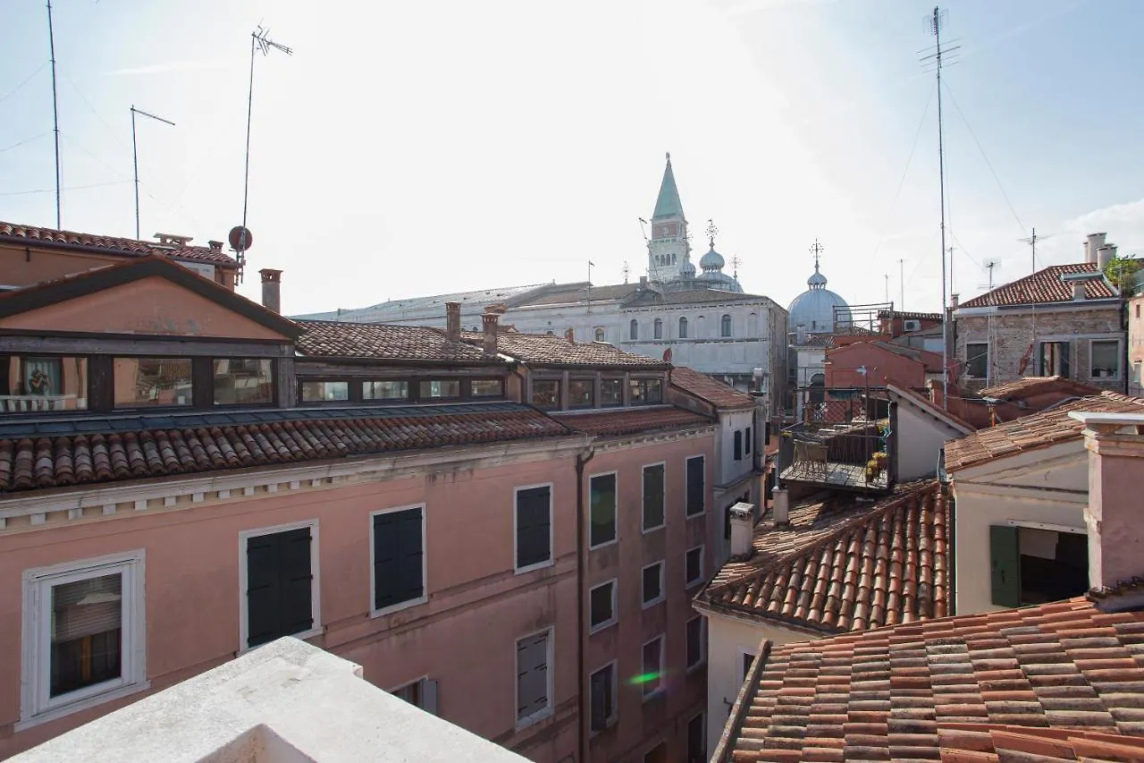 Venice Luxury Terrace View Of San Marco Apartment